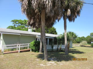 41 Blue Crab Ln, Ochlockonee Bay, FL 32346-2700