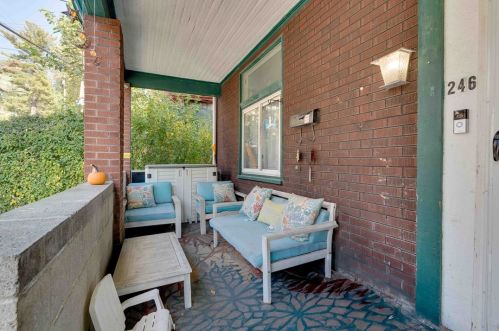 246 Lafayette Ave, Pittsburgh, PA 15214-3638