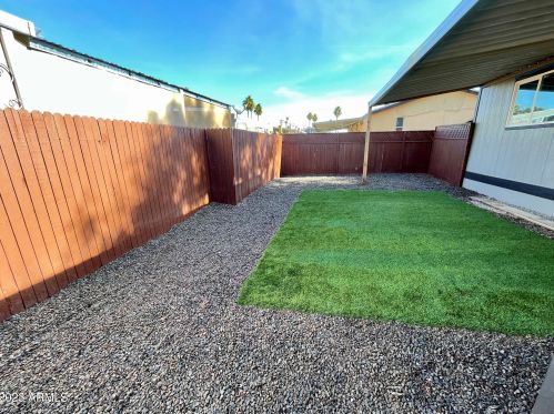 15601 19th Ave, Phoenix AZ  85023-4314 exterior