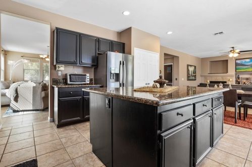 35815 Elizabeth Ln, Wildomar CA 92595-7853 exterior