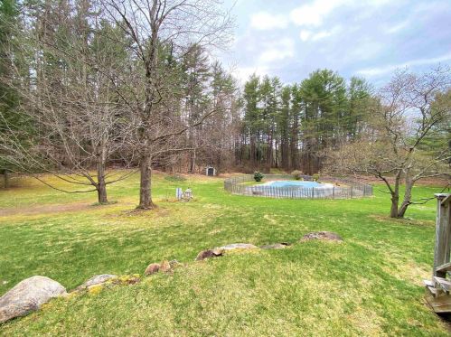 73 Main St, Hopkinton, NH 03229-2628