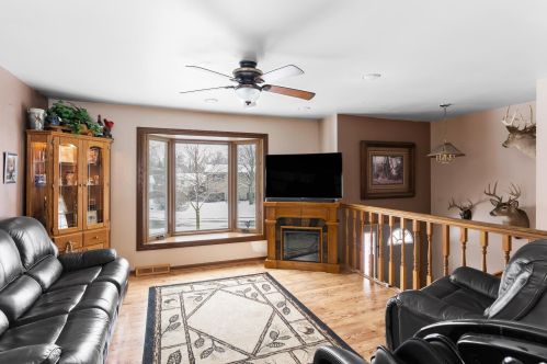 508 Riverview Pl, West Bend, WI 53095-4174