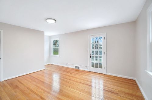 3261 Hardisty Ave, Cincinnati OH 45208-3006 exterior