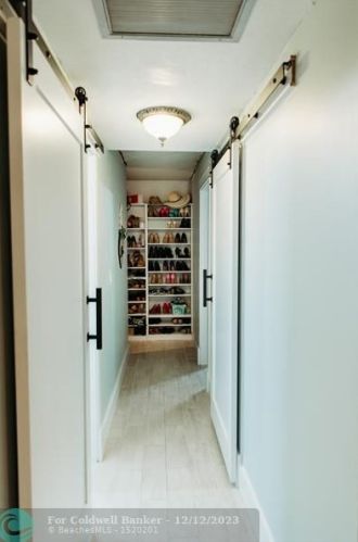 430 Emerald Ave, Fort Pierce FL  34945-2123 exterior