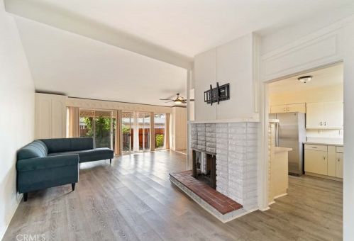 24 Center St, Redlands CA  92373-8102 exterior