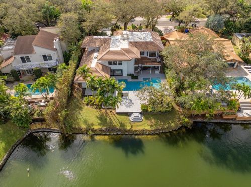 3051 35 St, Hollywood FL 33021-2627 exterior