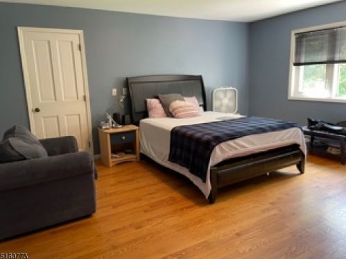 44 Ferguson Rd, Warren NJ  07059-6908 exterior