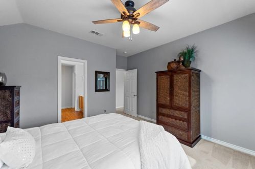 5801 Greenmeadow Dr, Argyle TX  76226-2266 exterior