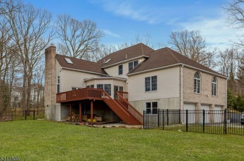 9 Natale Dr, Sparta NJ  07871-3032 exterior