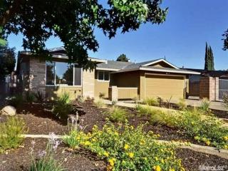142 Glenville Cir, Sacramento CA  95826-1714 exterior