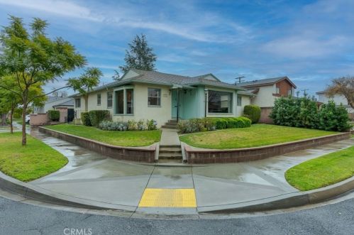 4862 Ocana Ave, Lakewood, CA 90713-2337