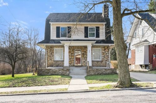 943 Davis Ave, Pittsburgh, PA 15212-2067