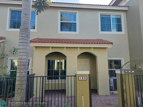 133 Monterey Bay Dr, Boynton Beach, FL 33426-8438