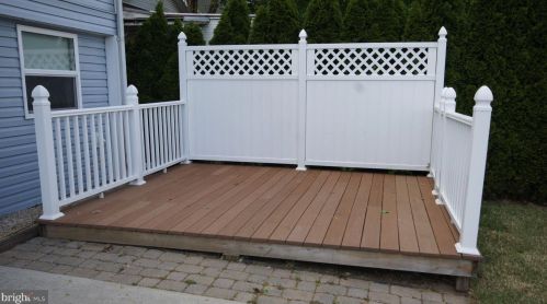 9 16th St, Camp Hill PA  17011-4801 exterior