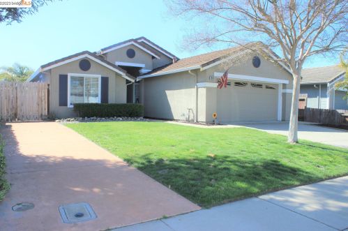 3969 Harvest Cir, Oakley, CA 94561-4311