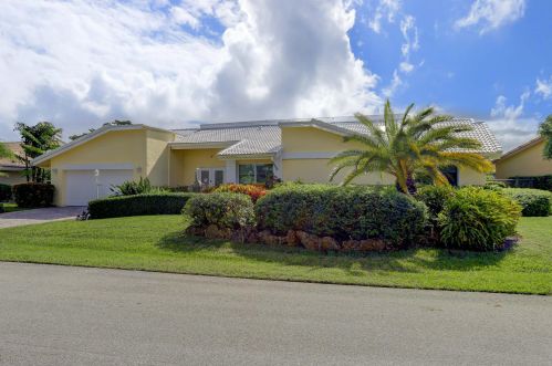 4910 Pineview Cir, Delray Beach, FL 33445-4347