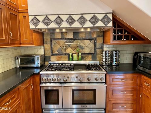 1205 Oak St, South Pasadena CA  91030-4416 exterior