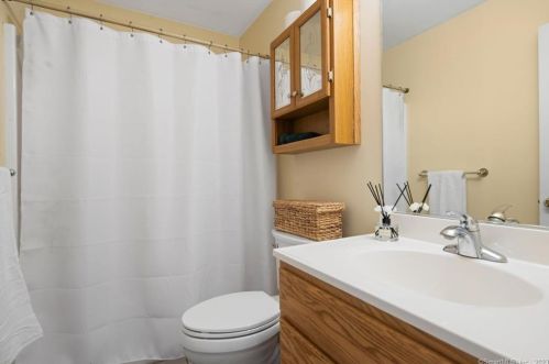 8 Winter Village Rd, Granby CT  06035-1130 exterior