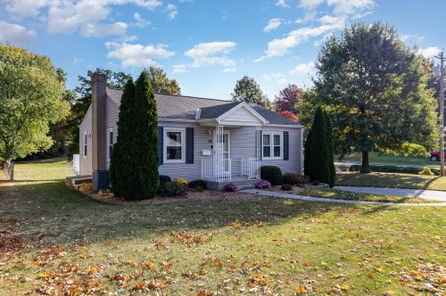 22 Scott Dr, Florence, KY 41042-1932