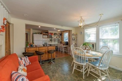 1385 Old Shipyard Ln, Southold NY  11971-1539 exterior