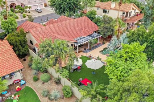 15848 16th St, Phoenix AZ  85022-3326 exterior