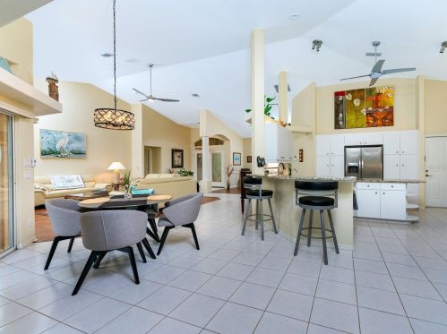 593 Rotonda Cir, Placida FL  33947-2022 exterior