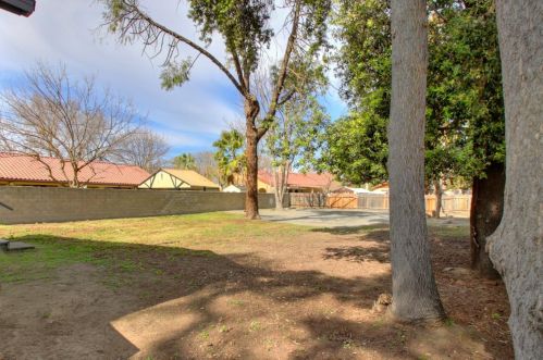 913 Court St, Woodland CA  95695-3520 exterior