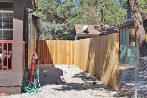 1045 Wendy Ave, Big Bear City CA  92314-9612 exterior