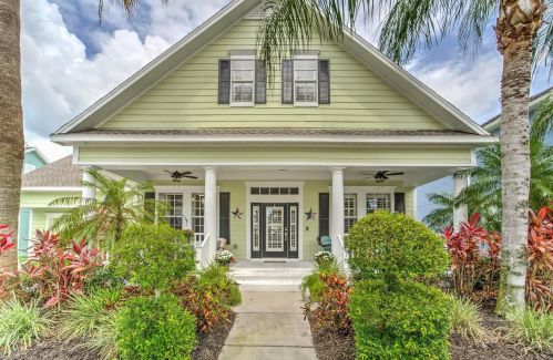 413 Islebay Dr, Ruskin FL  33572-3332 exterior