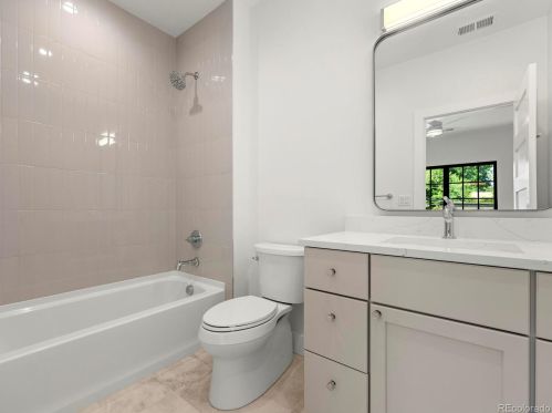 1060 Steele St, Denver CO  80206-3420 exterior