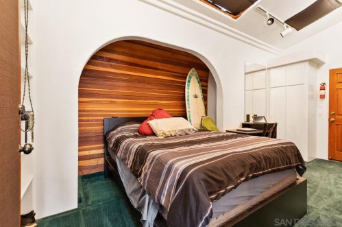 4273 Dawes St, San Diego CA 92109-1230 exterior