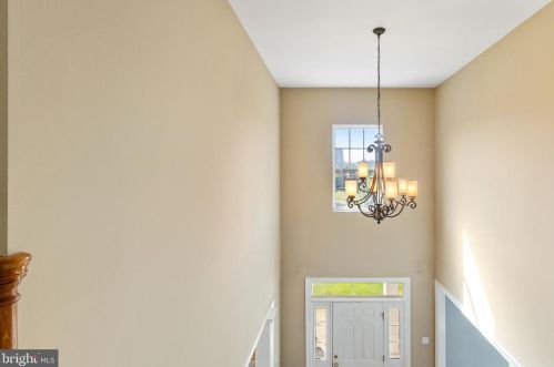 6 Nicole Ct, Swedesboro NJ  08085-3448 exterior