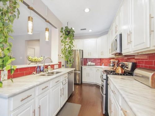 43 Knightsbridge Dr, Conroe TX 77385-3449 exterior