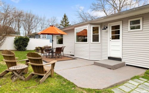 40 West Dr, San Remo NY  11754-3815 exterior