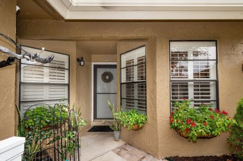 8472 Tangelo Tree Dr, Orlando, FL 32836-5439