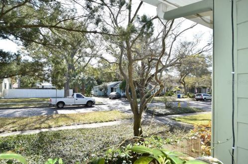 1039 19th Ave, Saint Petersburg, FL 33704-4143