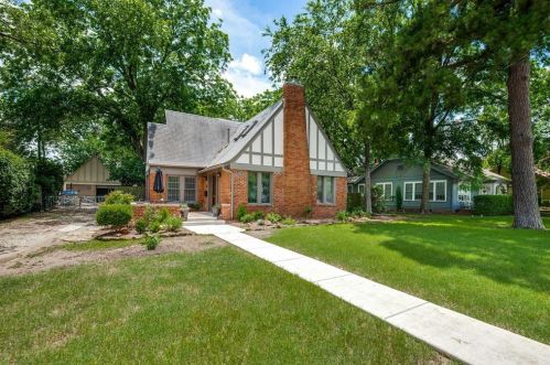 1109 Congress St, Denton, TX 76201-3923