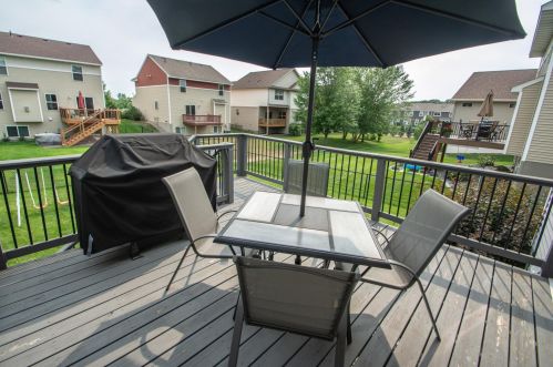 12540 Quemoy St, Minneapolis, MN 55449-3800