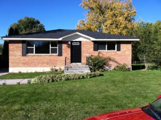 417 Roosevelt Ave, Pocatello ID  83201-5069 exterior