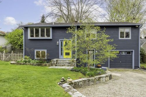 8 Abbott Ave, Ridgefield CT  06877-4407 exterior