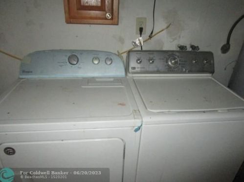 1710 72nd St, Hialeah FL  33014-4445 exterior