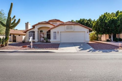 5131 Oraibi Dr, Glendale, AZ 85308-5052