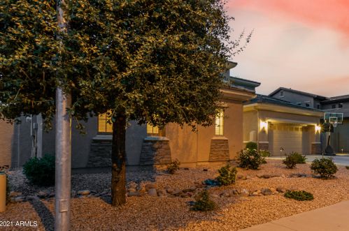 2564 Four Peaks Way, Chandler, AZ 85286-5693
