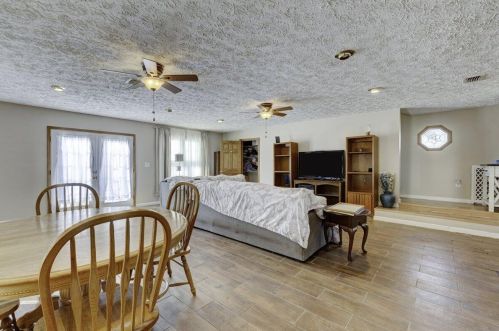 10132 Hwy 2301, Youngstown FL  32466-2448 exterior