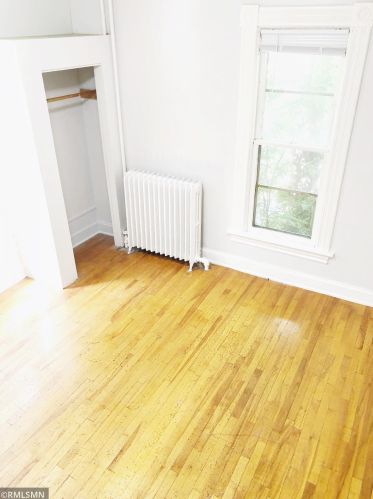 946 Clark St, Saint Paul MN  55130-4032 exterior