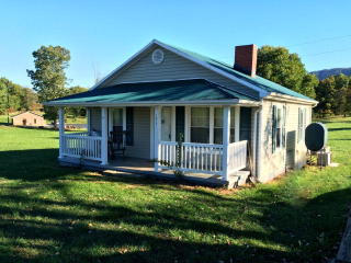 1973 Paul Shuping Ave, Morganton, NC 28655-8749