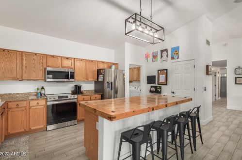6109 Villa Theresa Dr, Glendale AZ  85308-8094 exterior
