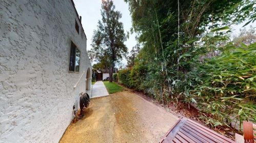 15560 Leadwell St, Van Nuys CA 91406-3110 exterior