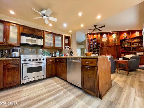 10556 Bella Vis Dr, Scottsdale AZ 85258-5761 exterior