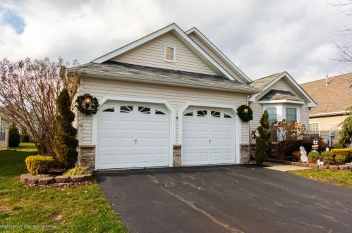 444 Monticello Ln, Lakewood, NJ 08701-5790